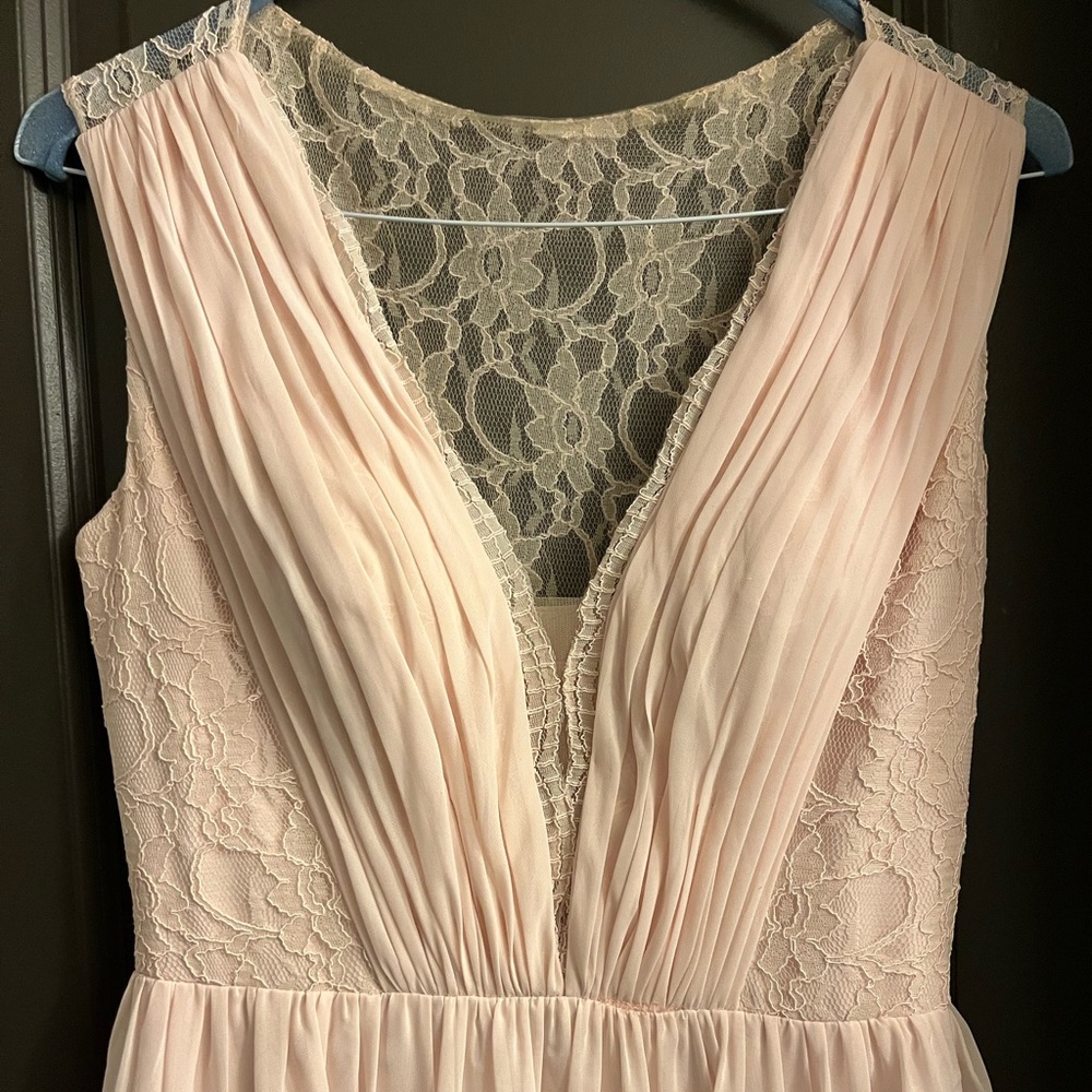 Jj’s house blushing pink bridesmaid dress. Size 8, excellent condition.